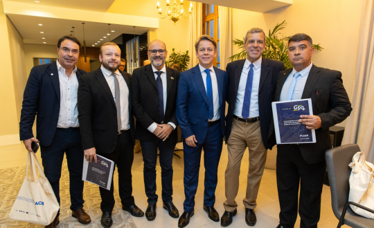 Brasil unido pelo associativismo: ACIANF marca presença no 2º Encontro Nacional em Santos